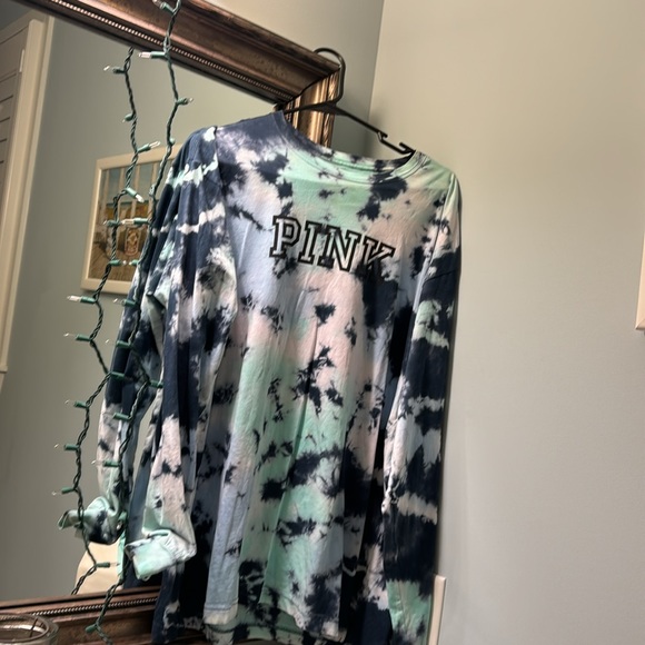 Pink - Picture 3 of 4